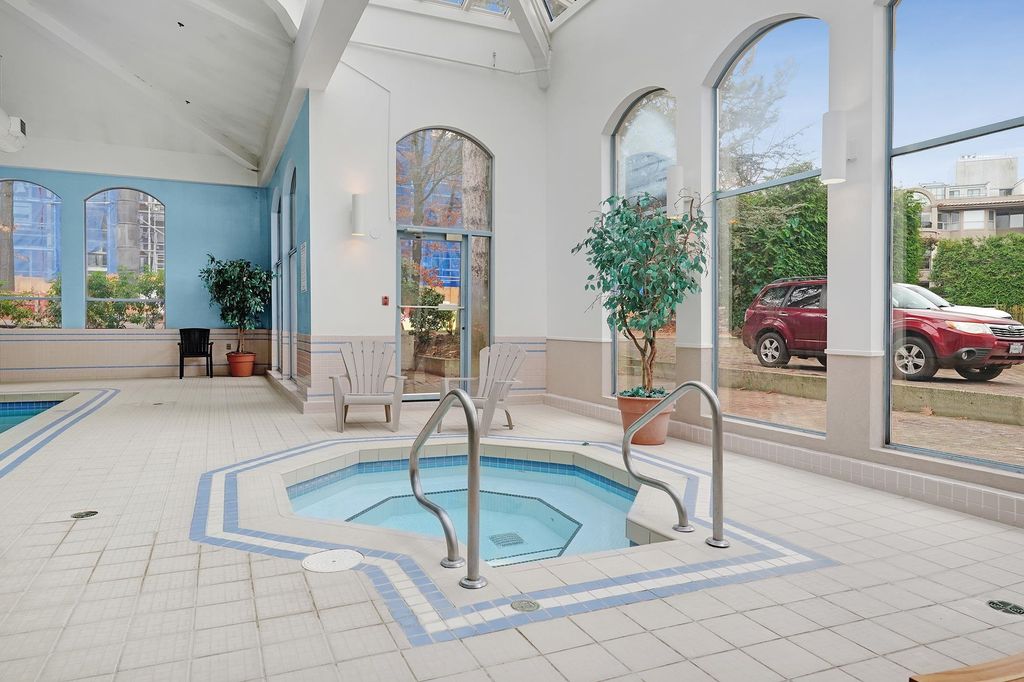 listing image 1102614937426581274