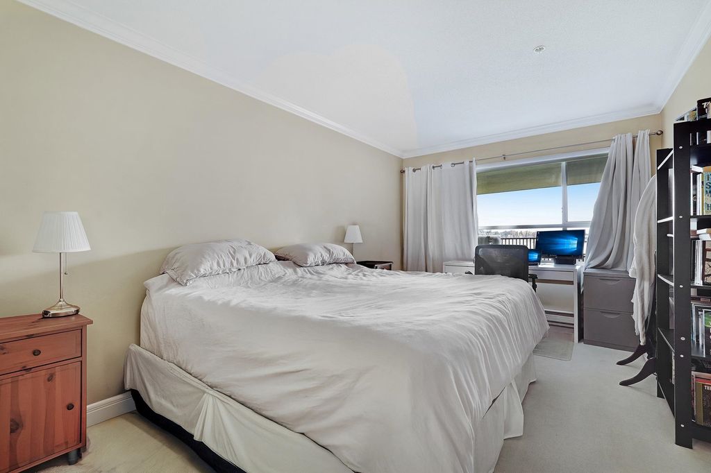 listing image 1104152564445910995