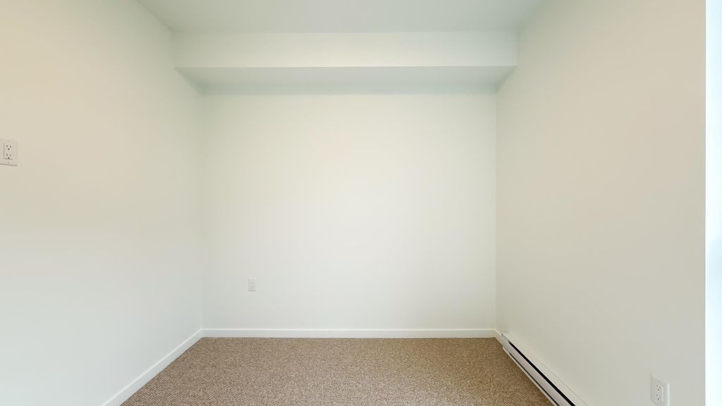 listing image 1100721482421107843