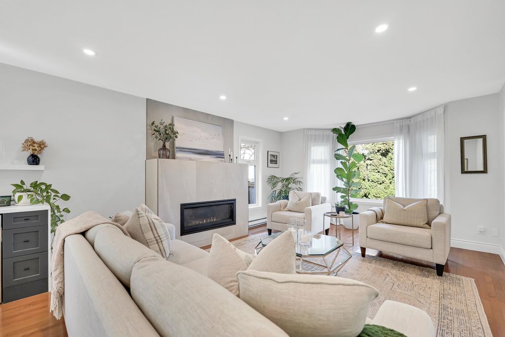 listing image 1109524922869956801