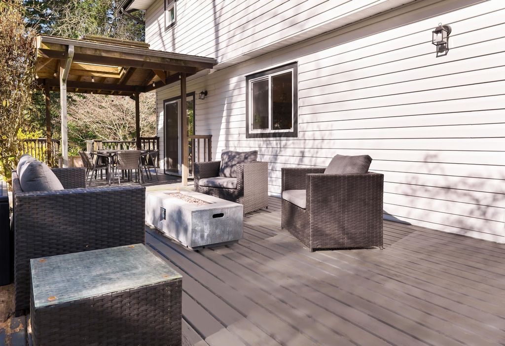 listing image 1107542496573750040