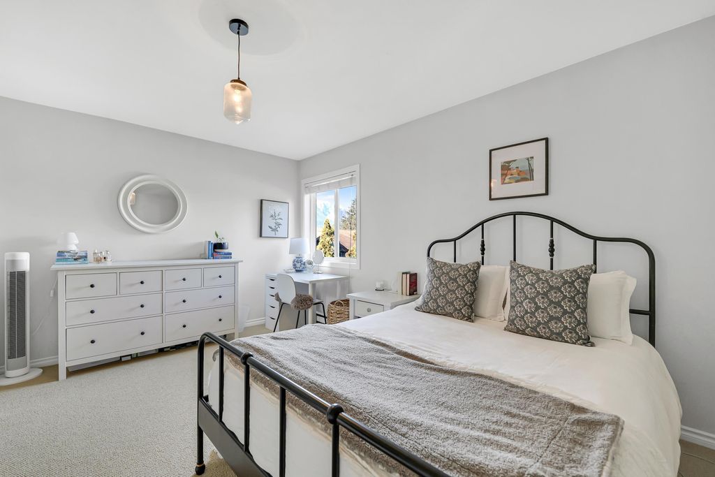 listing image 1108845596646460341