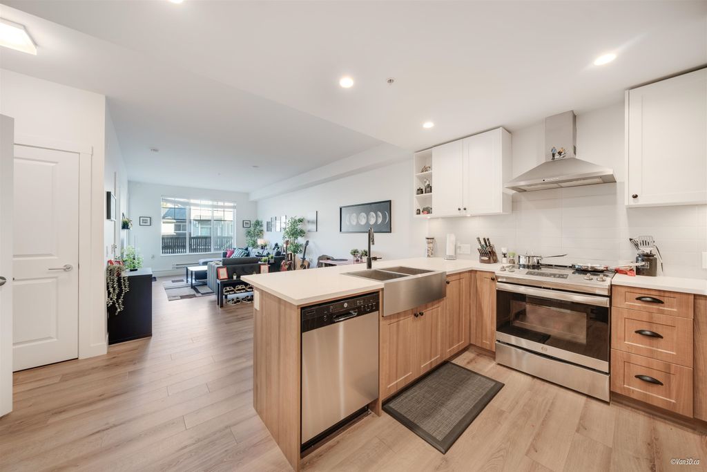 listing image 1102418901314278850