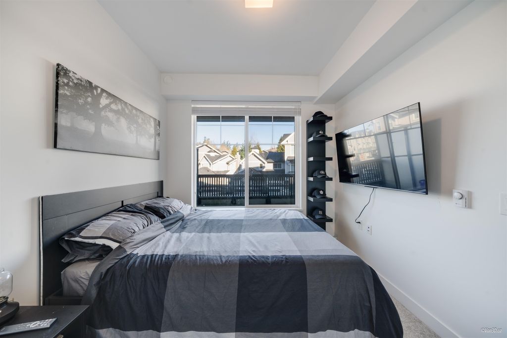 listing image 1105476178969796489