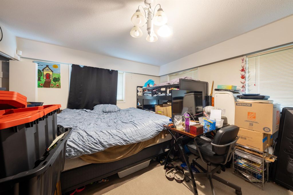 listing image 1102052547269594134