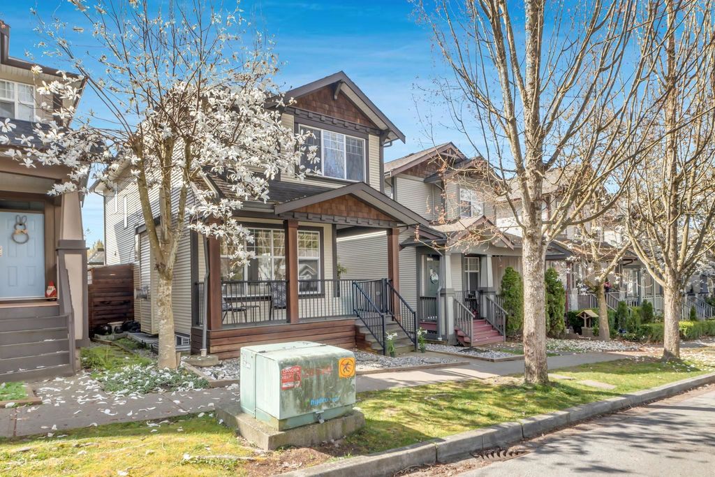 Photo of 24326 102b Avenue, Maple Ridge, BC V2W 1Y2 (MLS # R3110816)