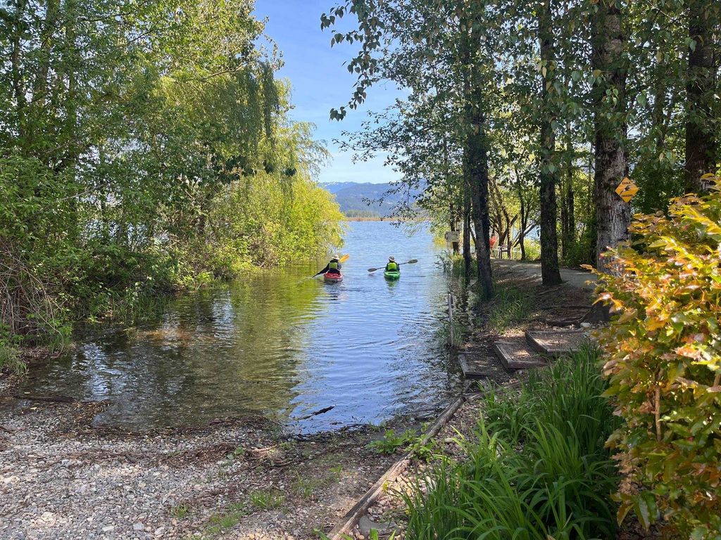listing image 1100784372659078434