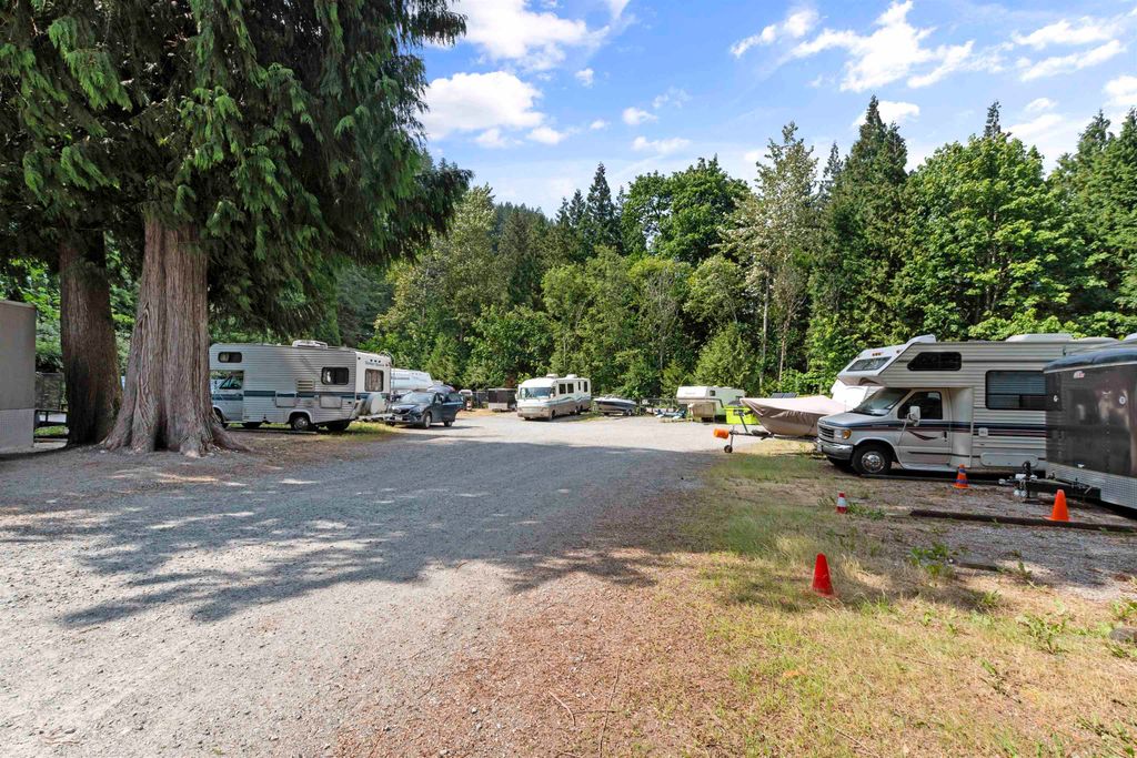 listing image 1103635261287194803