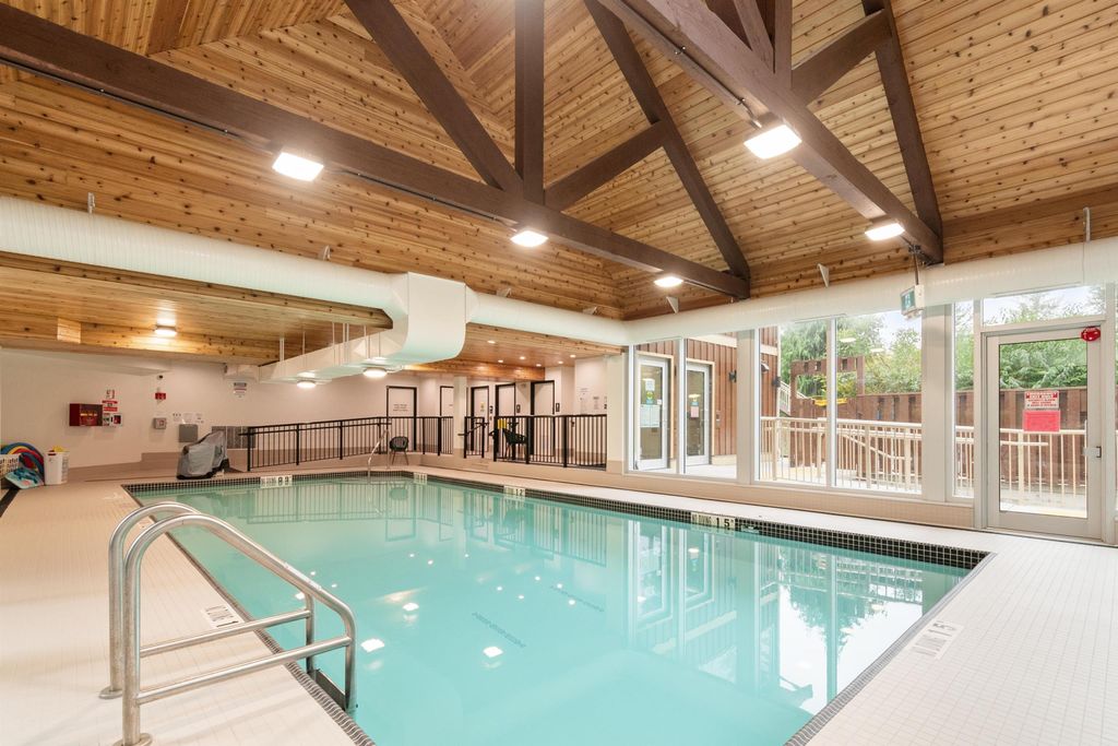 listing image 1102431202424764952