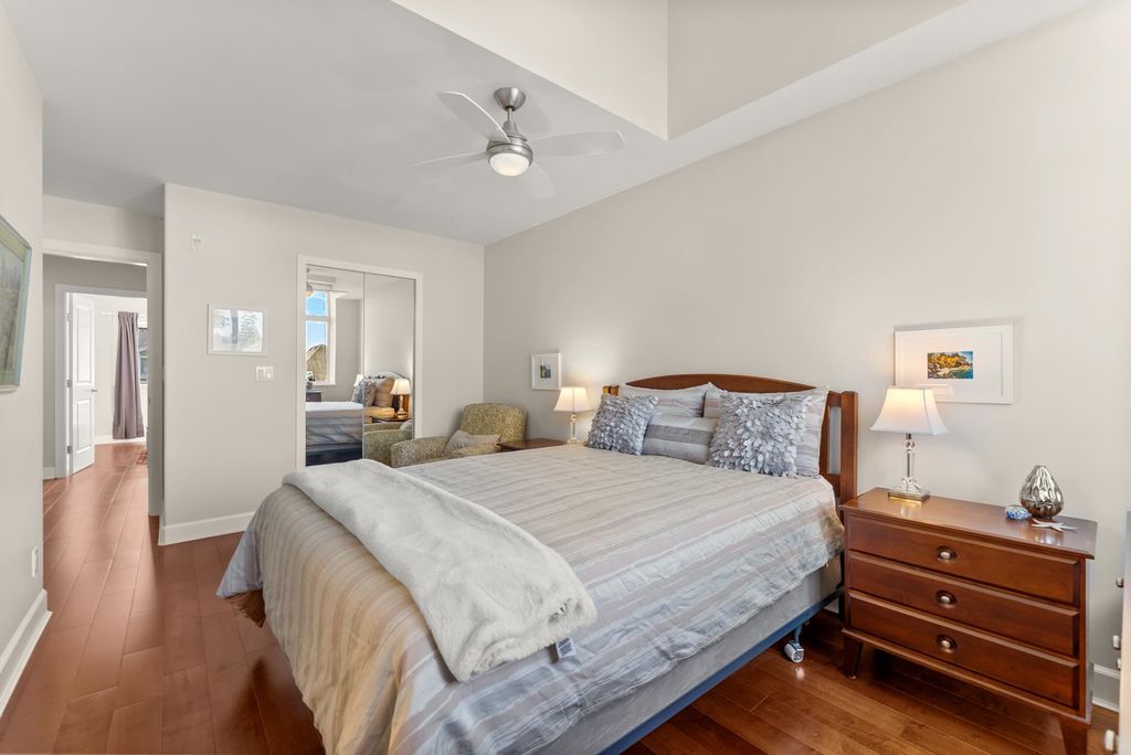 listing image 1102545558308626960