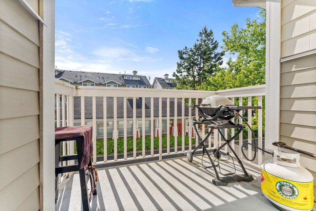 listing image 1104225570011904485