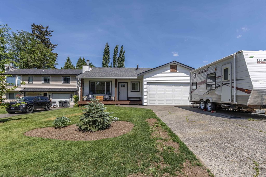 Photo of 9537 214a Street, Langley, BC V1M 1T4 (MLS # R3124038)