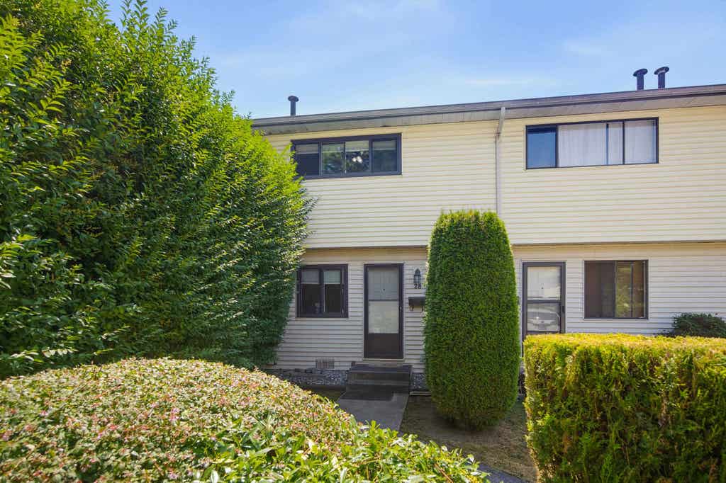 Photo of 5351 200 Street #28, Langley, BC V3A 1M2 (MLS # R3149329)