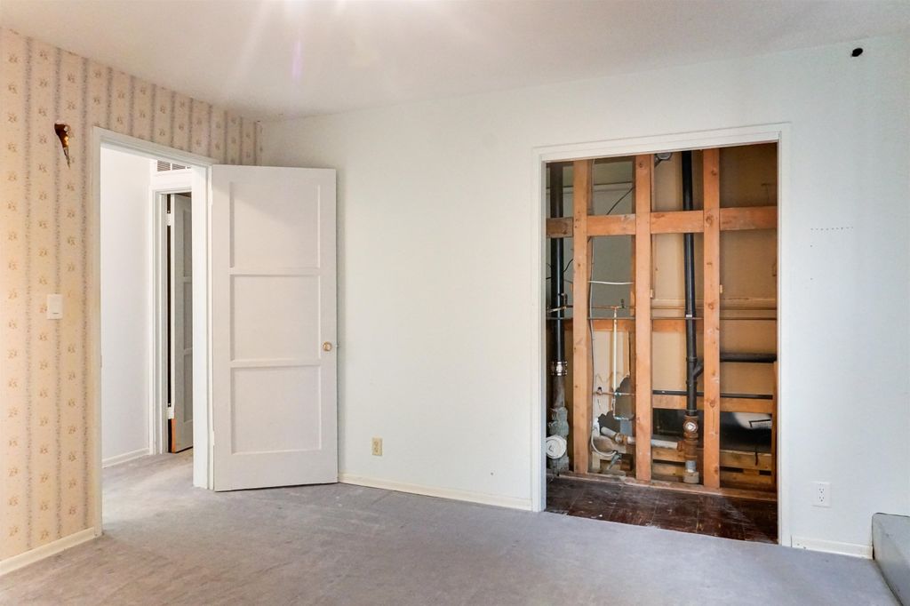 listing image 1108356296211749273