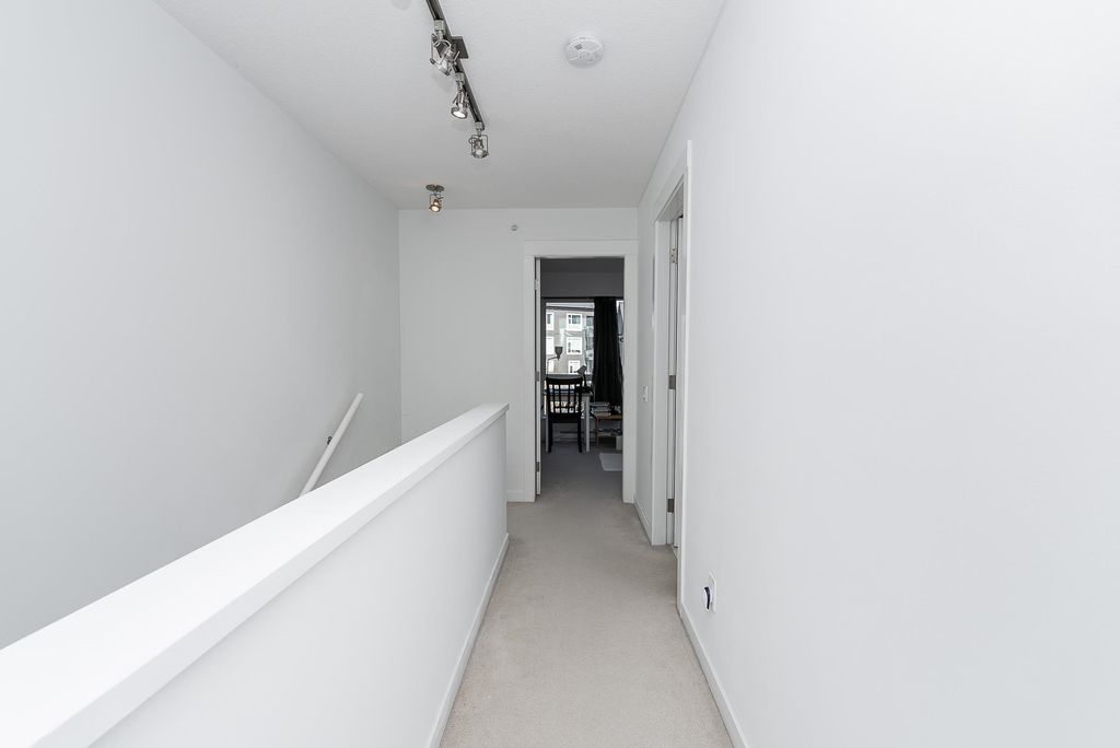 listing image 1105938066480058020