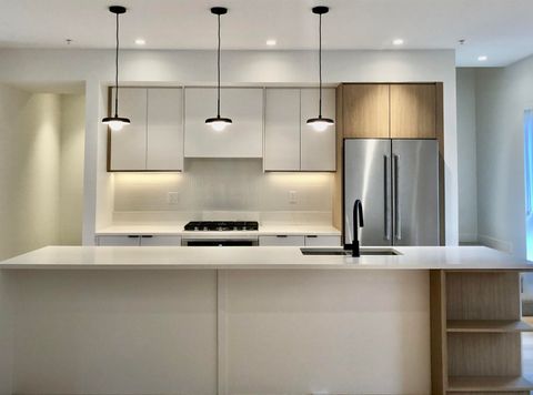 388 Duncan Street 26 New Westminster BC V3M 0P9