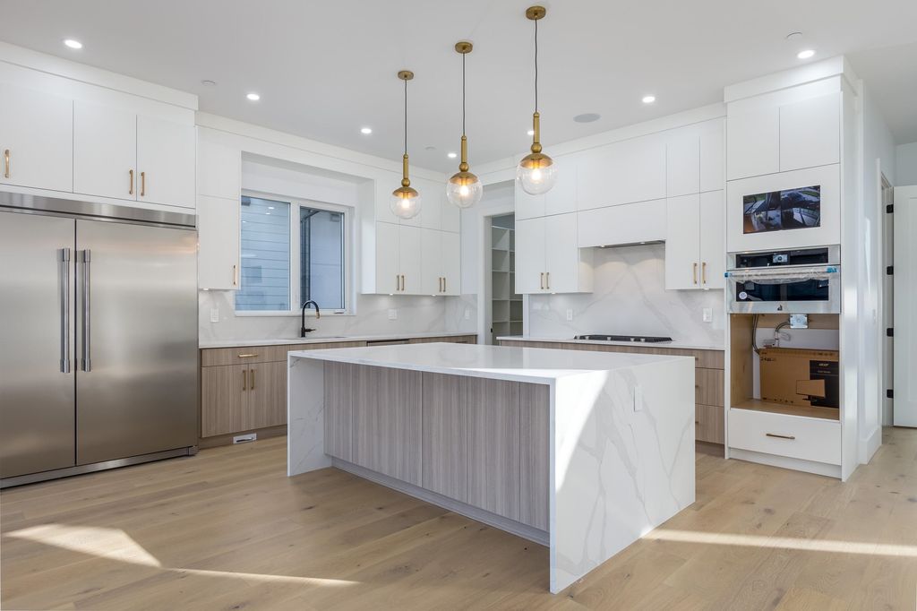 listing image 1108173657939750043