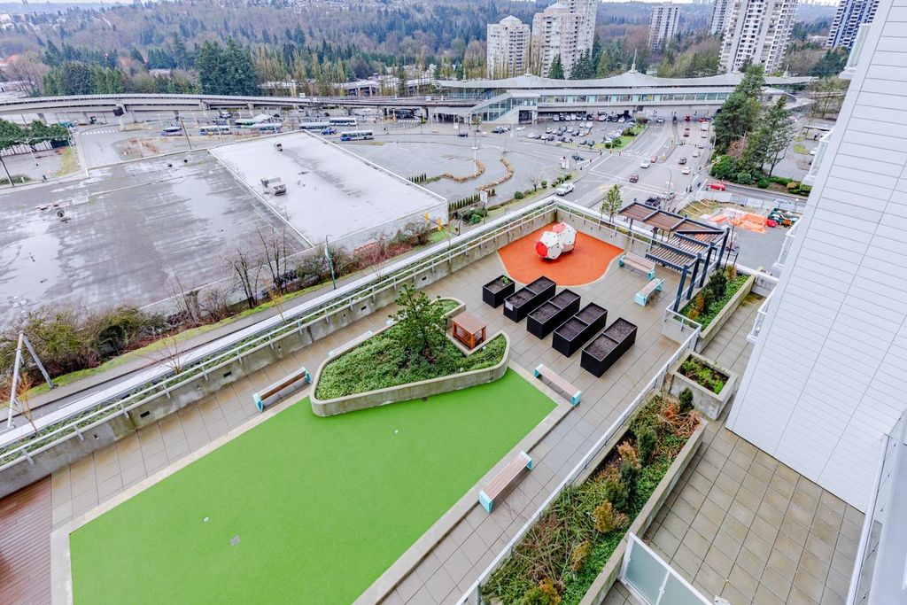 listing image 1105757020134640353