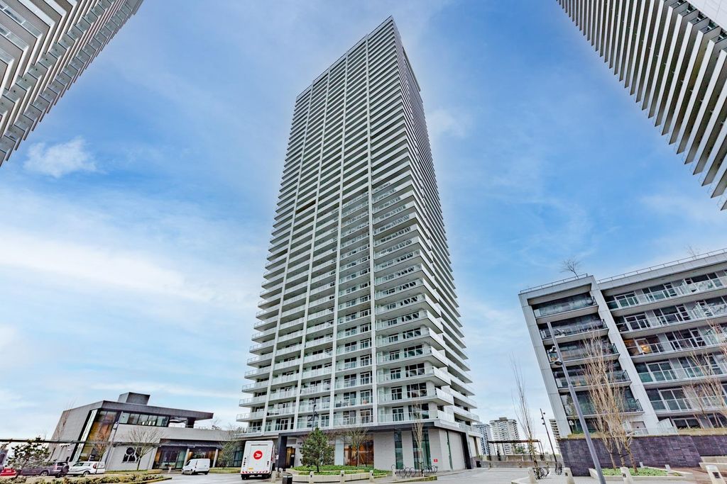 listing image 1100446775083776050