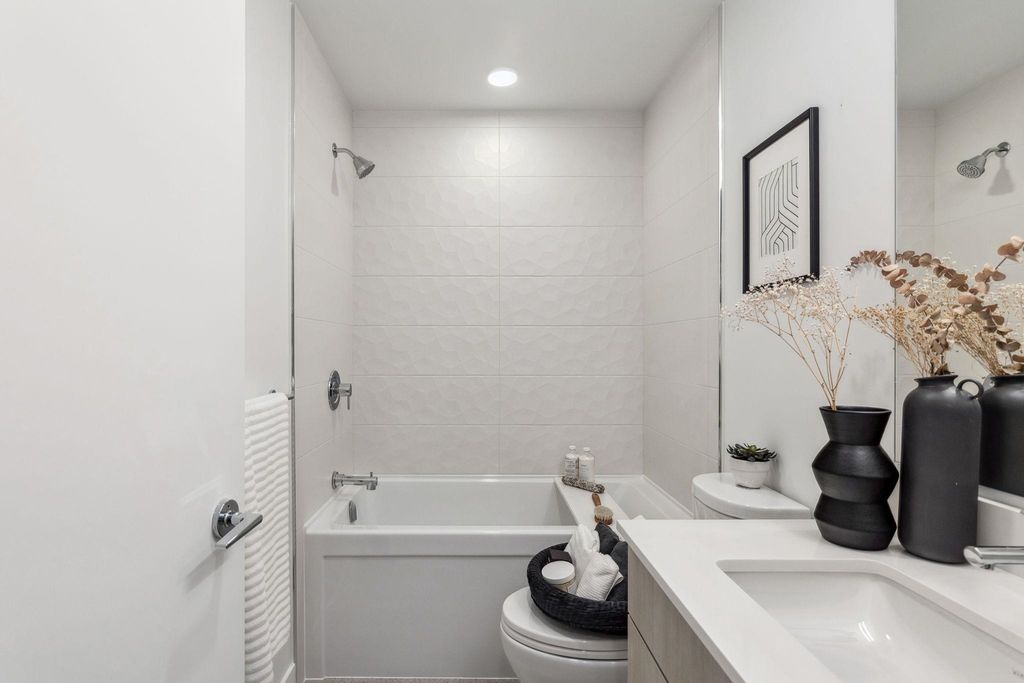 listing image 1105470947484865707