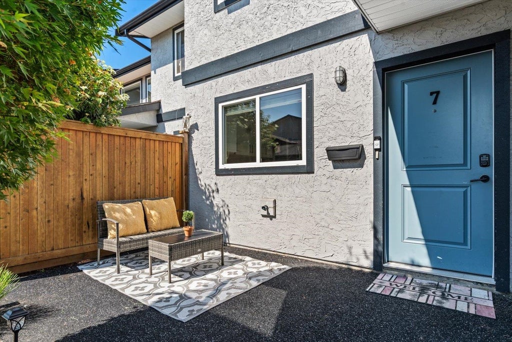 Photo of 45927 Lewis Avenue #7, Chilliwack, BC V2P 3C3 (MLS # R3158079)