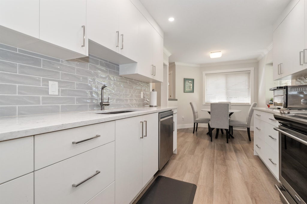 Photo of 46349 Cessna Drive #14, Chilliwack, BC V2P 1A7 (MLS # R3165088)