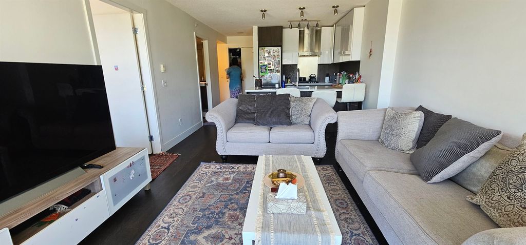 listing image 1103213128125999640