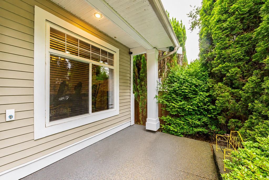 Photo of 24382 104 Avenue, Maple Ridge, BC V2W 2C4 (MLS # R3135783)