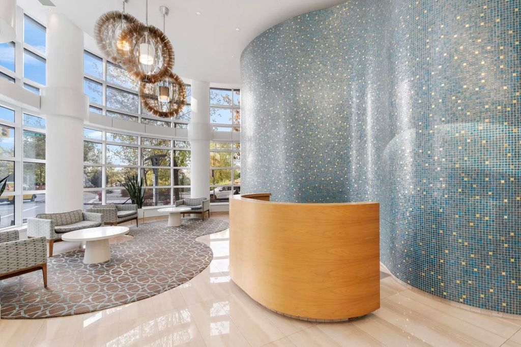 listing image 1100700070743549293