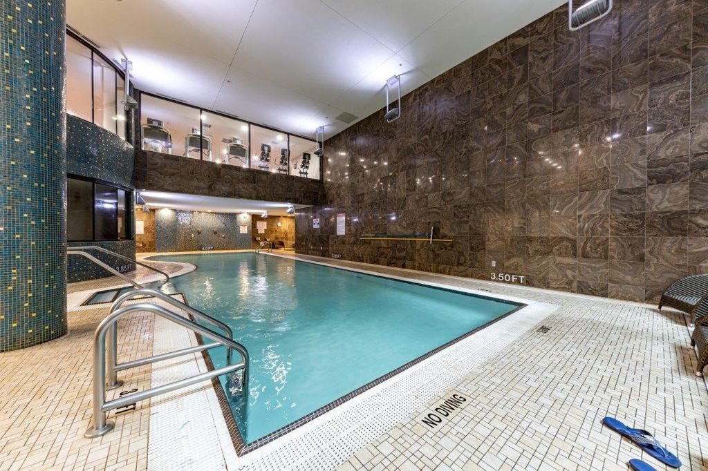 listing image 1107963067330472746