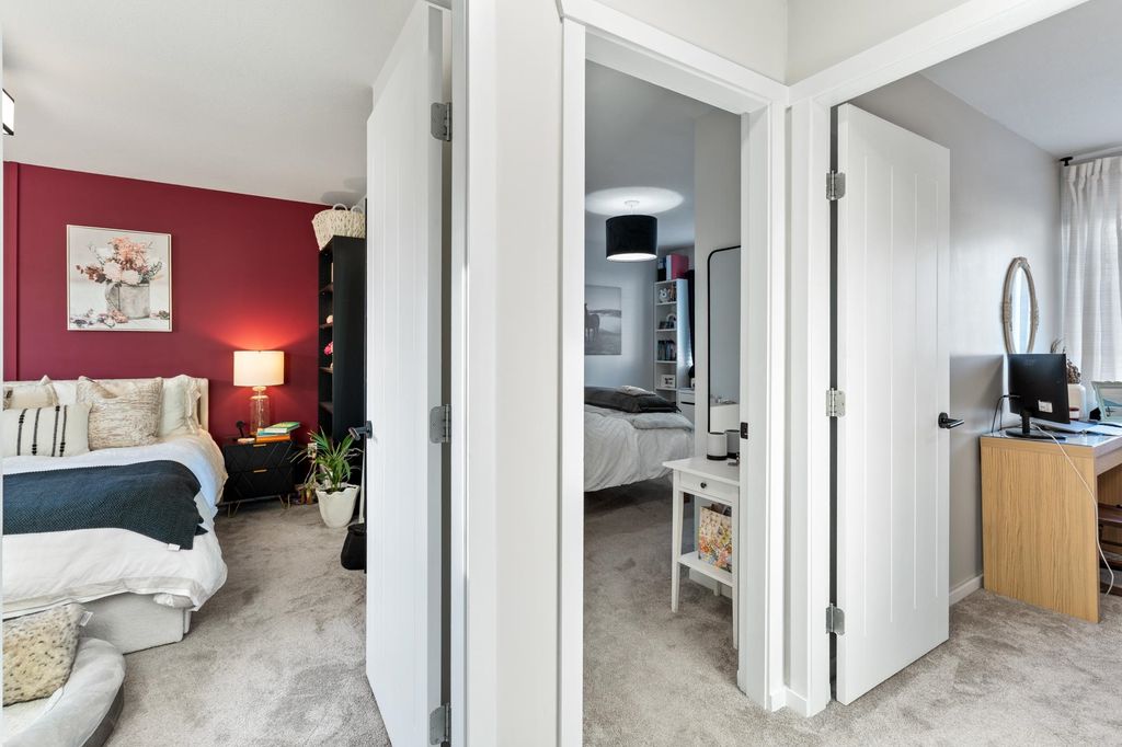 listing image 1109831510569656158