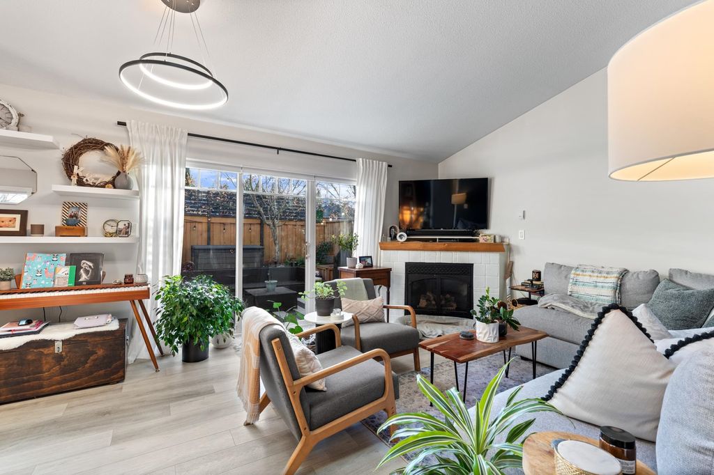 listing image 1100218027119180677