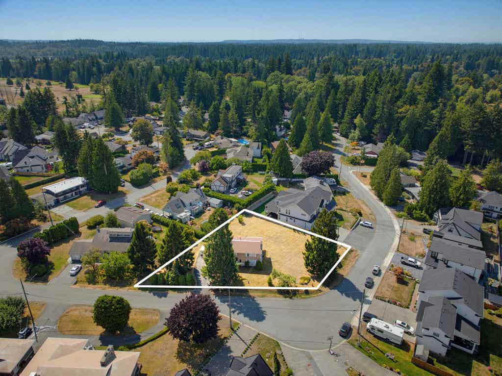 Photo of 4503 Southridge Crescent, Langley, BC V3A 4N7 (MLS # R3156998)