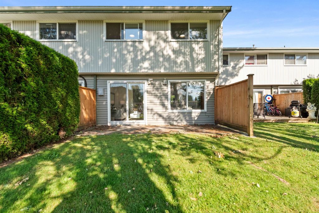 Photo of 45185 Wolfe Road #59, Chilliwack, BC V2P 1V5 (MLS # R3139918)
