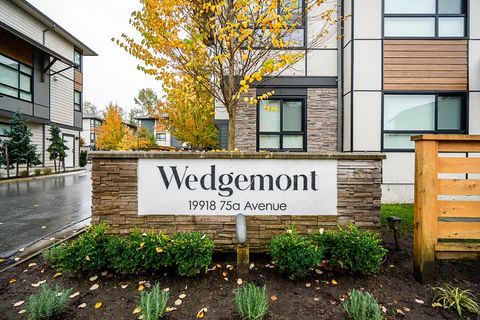 19918 75a Avenue 6 Langley BC V2Y 3L1