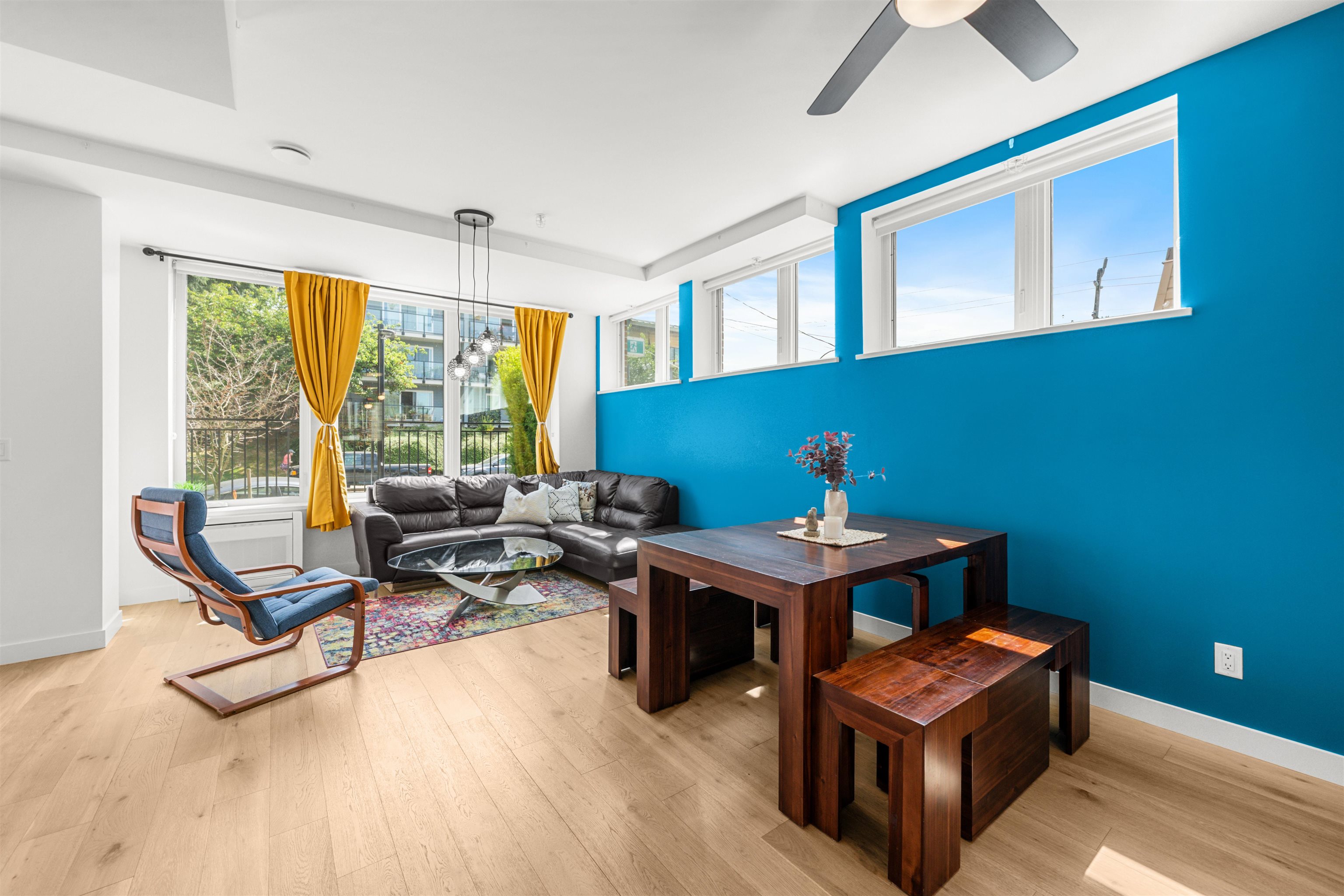 2137 Chesterfield Avenue TH5