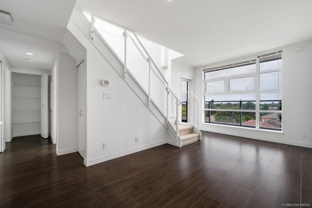 listing image 1108707342359101868