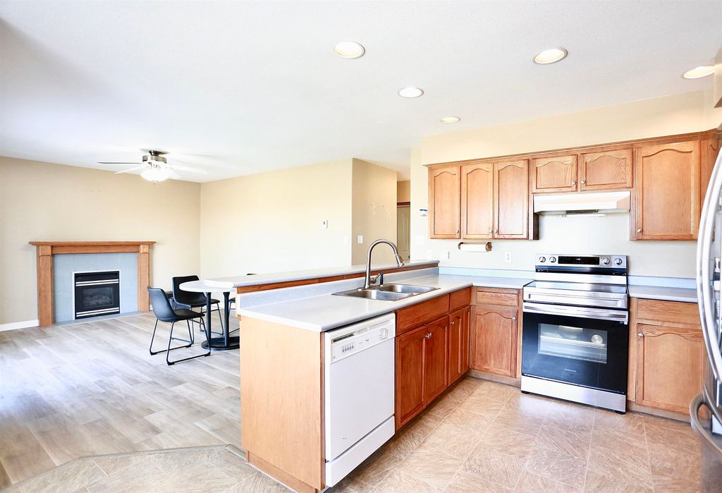 Photo of 3765 Lethbridge Drive, Abbotsford, BC V3G 1J5 (MLS # R3109977)