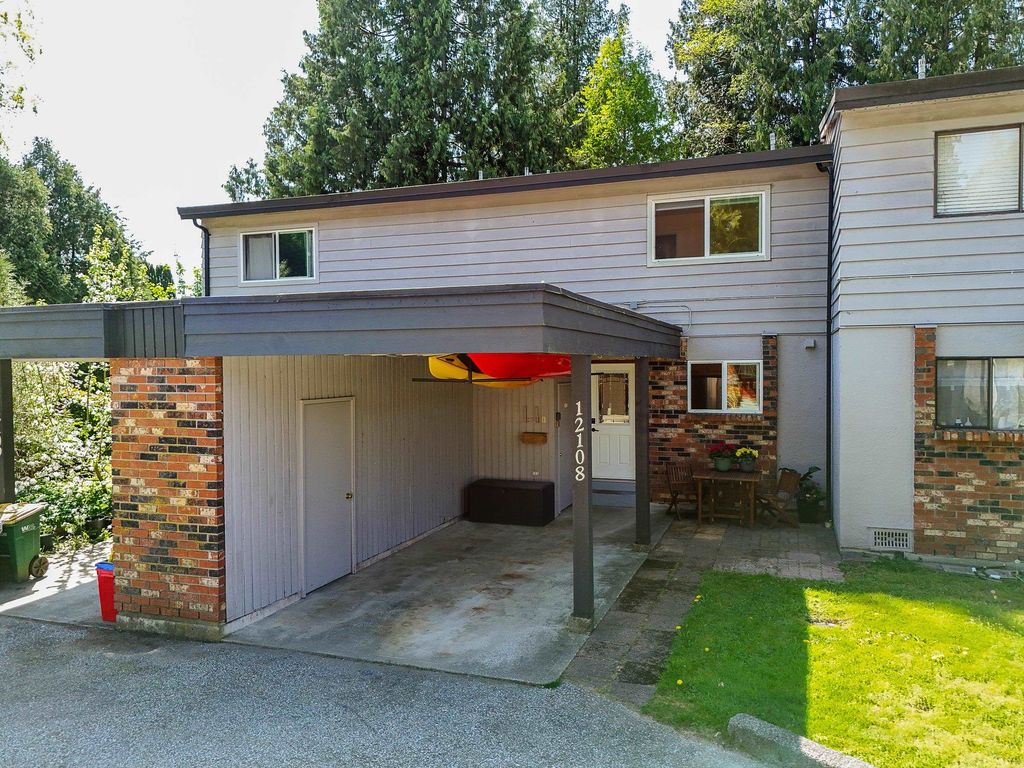 Photo of 12108 Schmidt Crescent, Maple Ridge, BC V2X 8A2 (MLS # R3109281)