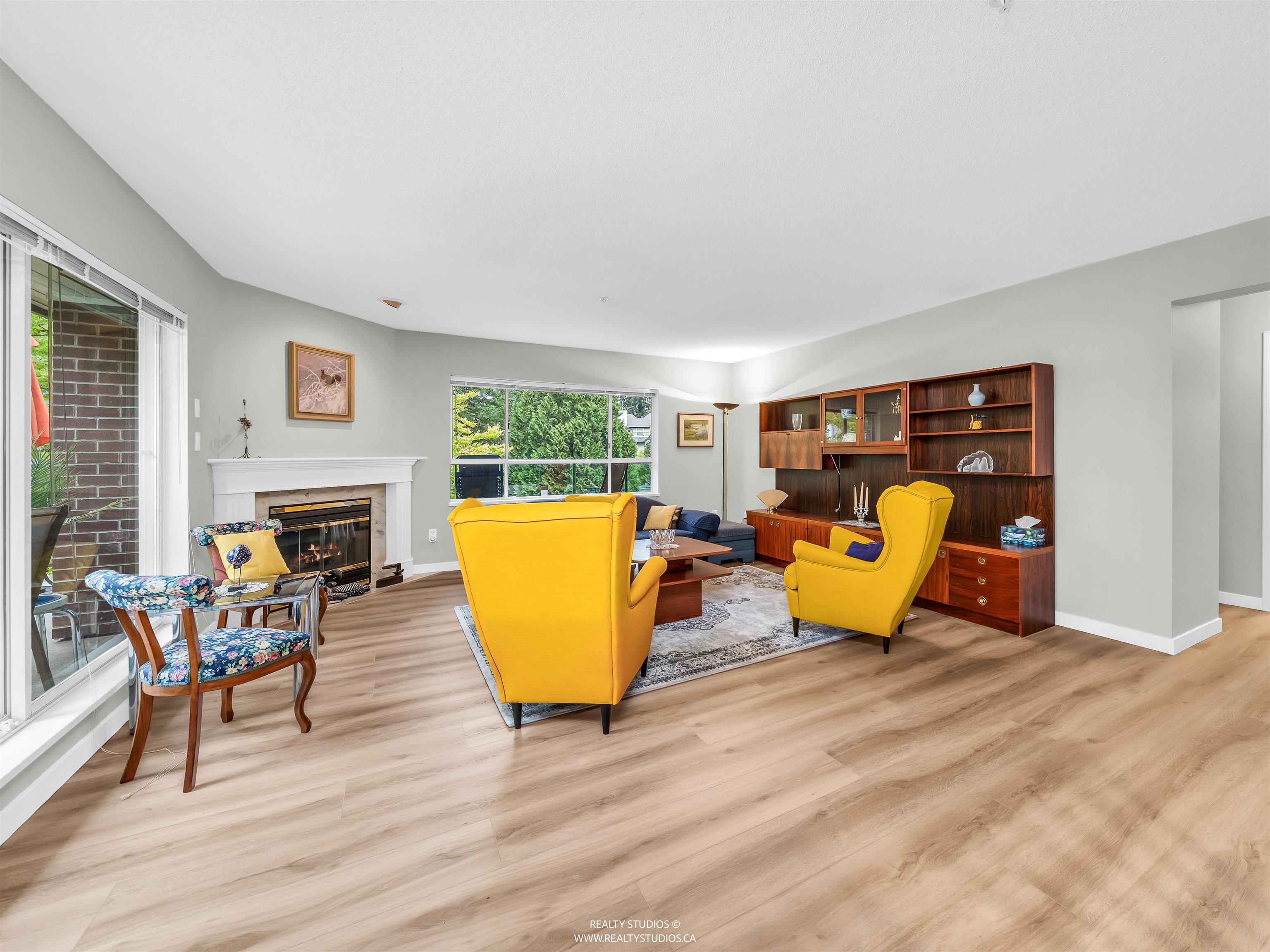 3670 Banff Court 302