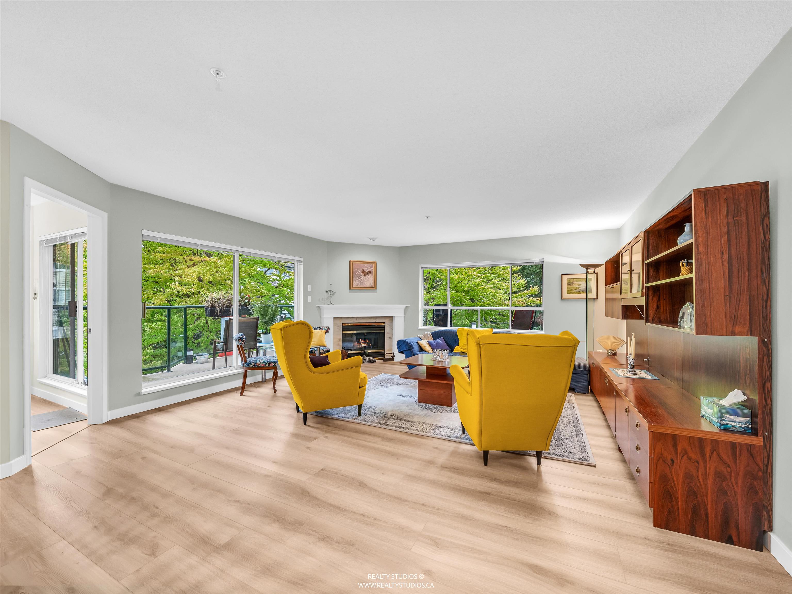 3670 Banff Court 302