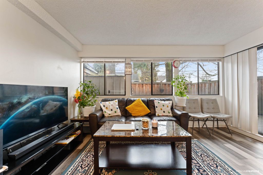listing image 1103763725618771501