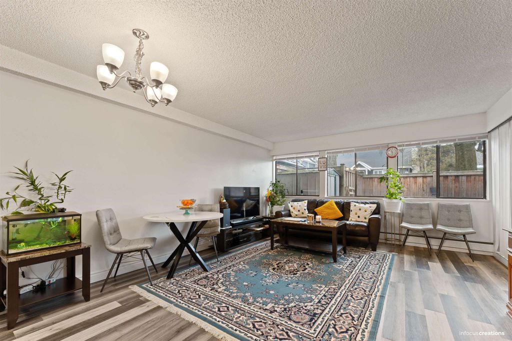 listing image 1103088841187217933
