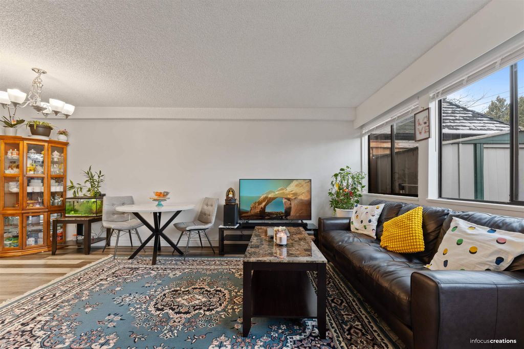 listing image 1100720955768811625