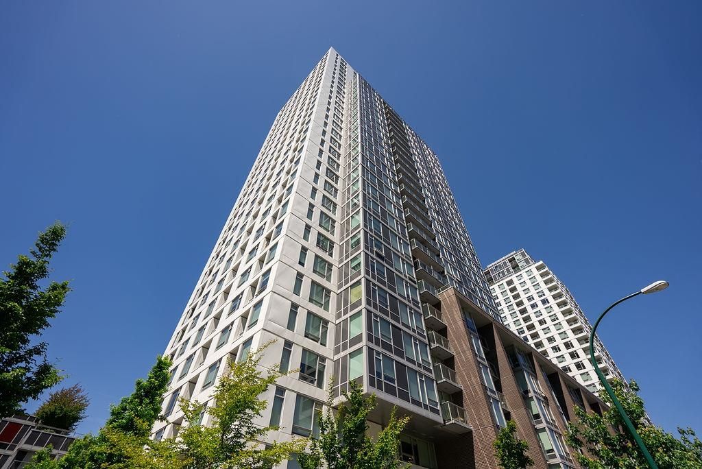 listing image 1108475880879539045
