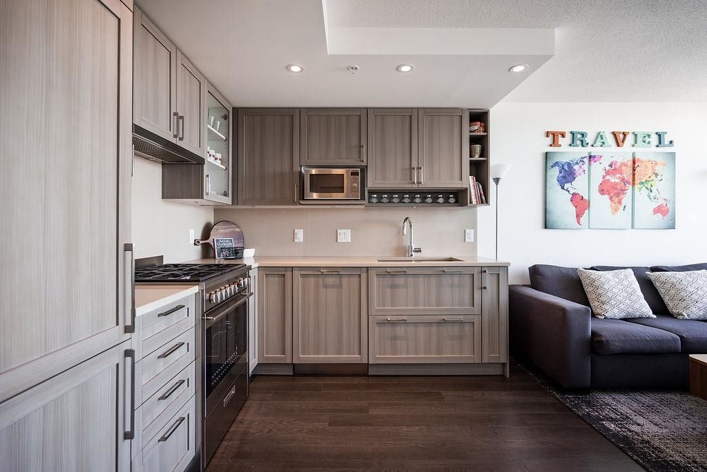 listing image 1104165301006244521