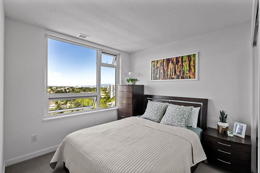 listing image 1102600320159423514