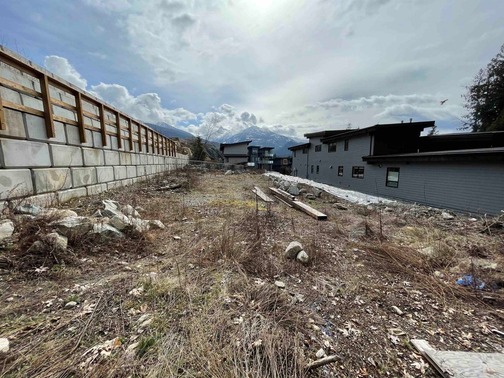 listing image 1109548800848372945