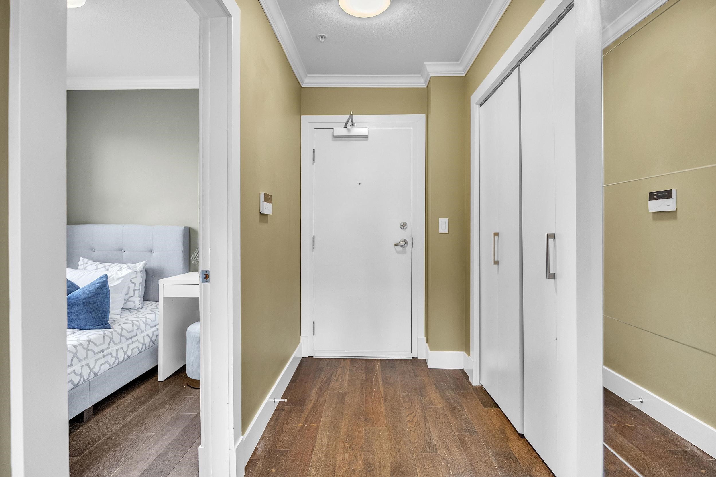 152 E 12th Street 302