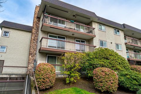 2381 Bury Avenue 213 Port Coquitlam BC V3C 1Z9